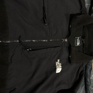 XL/XXL BLACK NORTHFACE JACKET